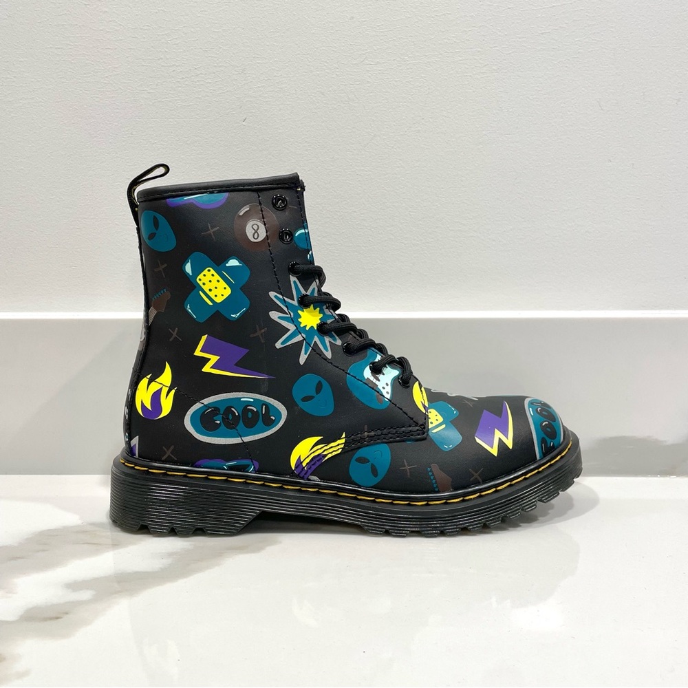 NEW Dr. Martens Sticker Print 1460 Leather Lace Up Boots (size 6 & 7)